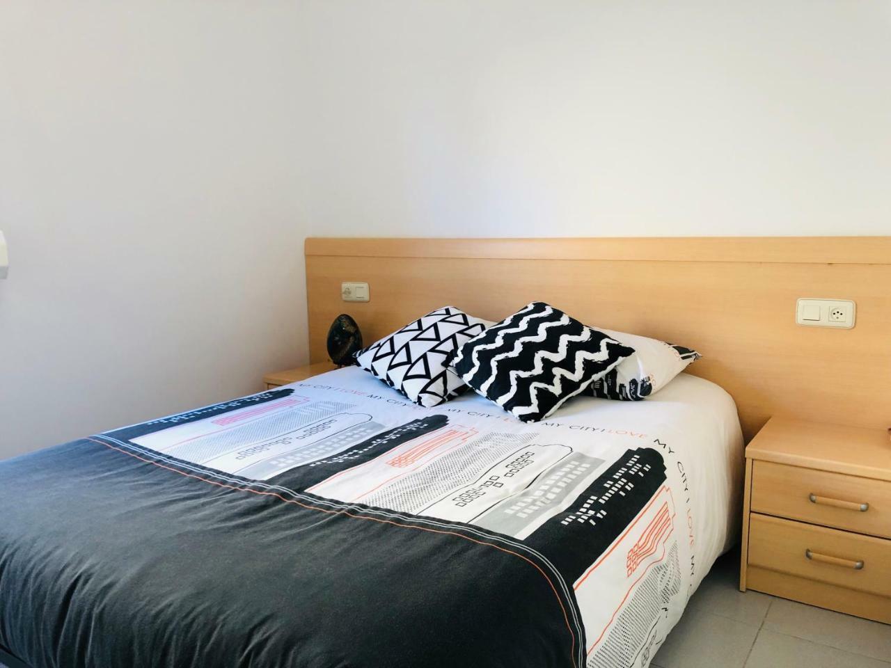 Roc Mar 3 3D - Apartamento Cerca Del Centro Y De La Playa - Terraza Con Vistas Al Mar Y Al Puerto Roses Exterior photo